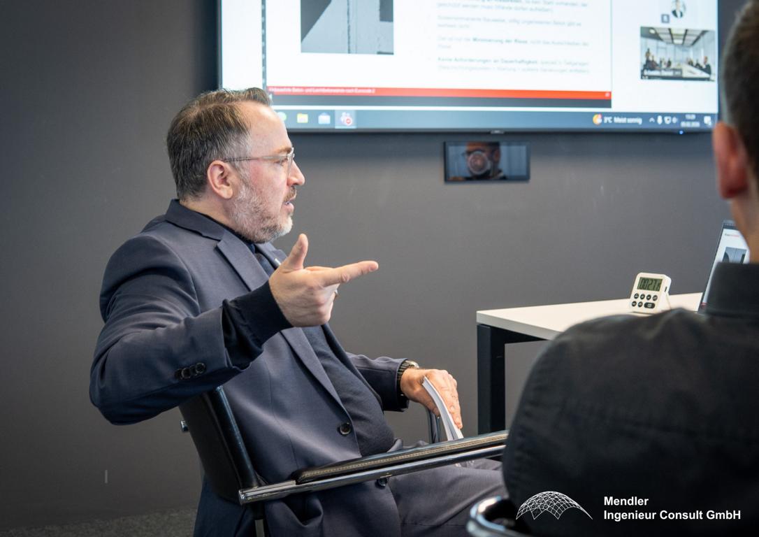 Keynote unbewehrte Betonwände bei Sobek AG